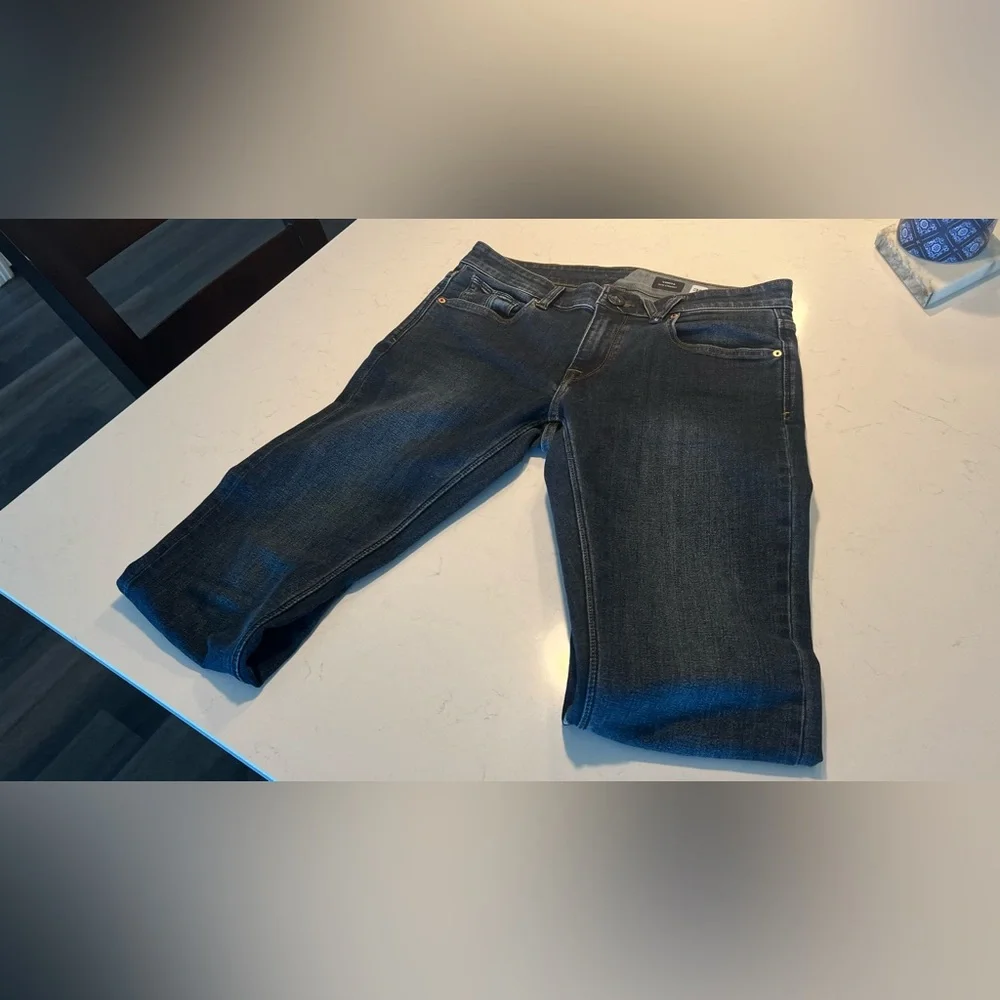 Volcom Vorta Slim Straight Jeans size 30